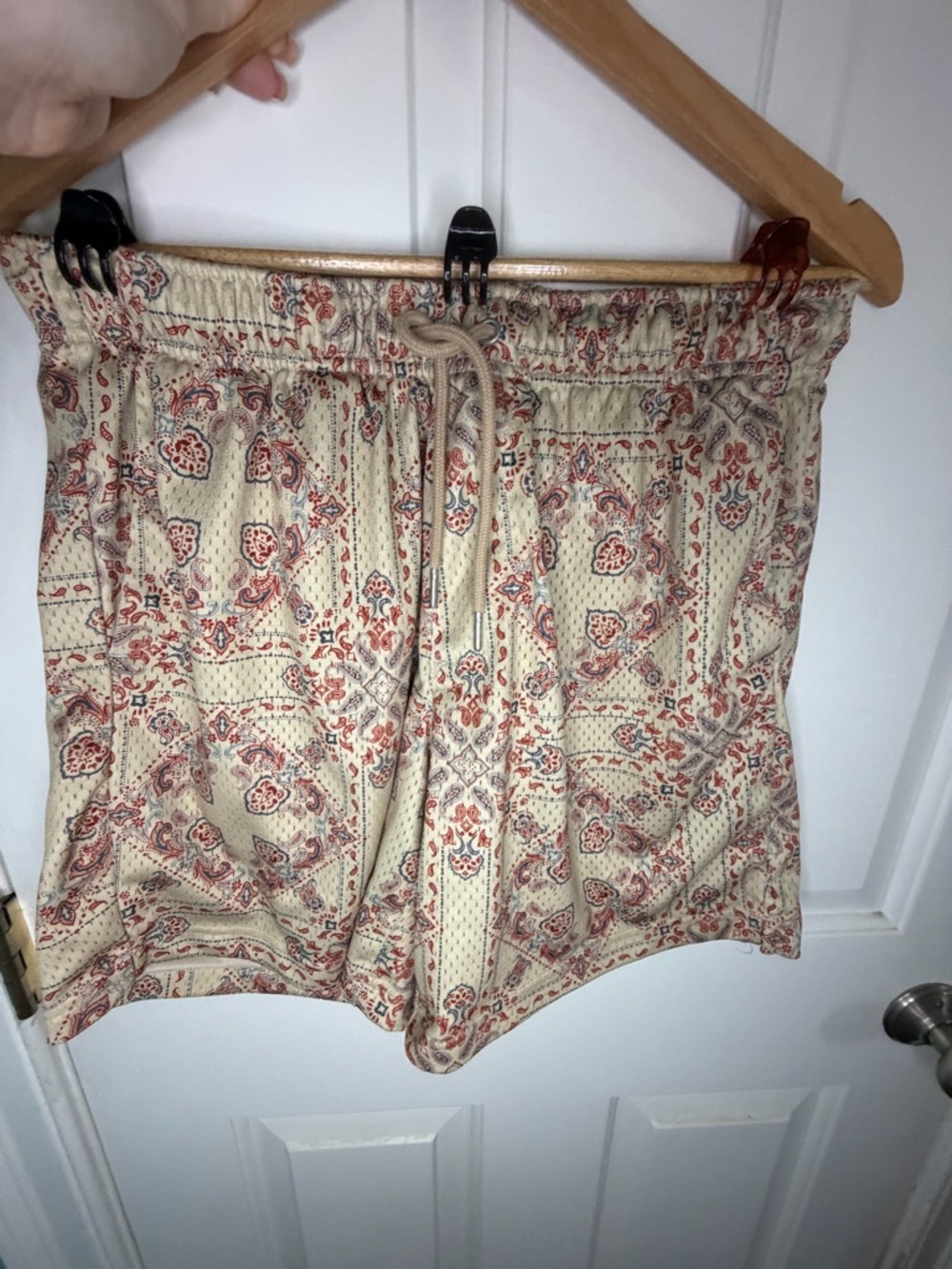 PacSun Paisley Print Mesh Shorts Men’s Medium Beige Red Blue Drawstring